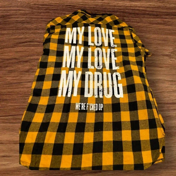 PINK Beautiful Trauma World Tour Button  Down Shirt - Picture 2 of 3